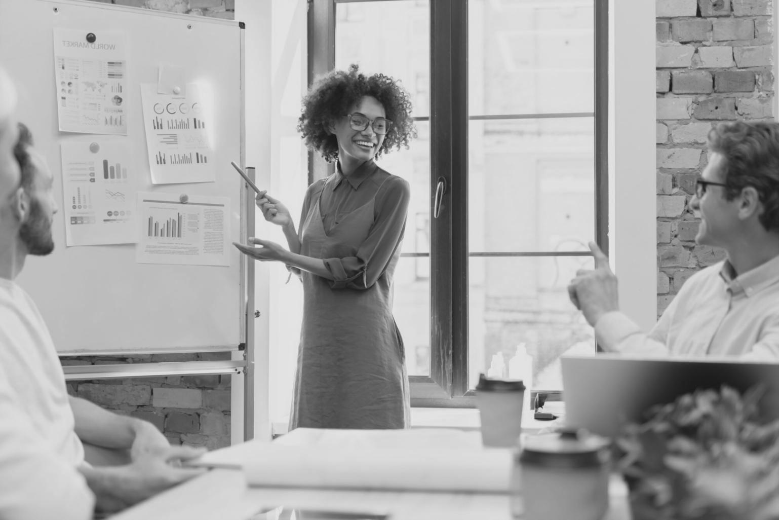 Dashboard platform pembelajaran digital Woxen dengan interface modern